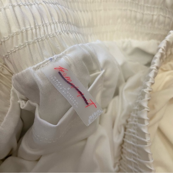 New! Free People FP Movement Ivory Side Ties Ruched Active Shorts 3097 - Picture 6 of 12